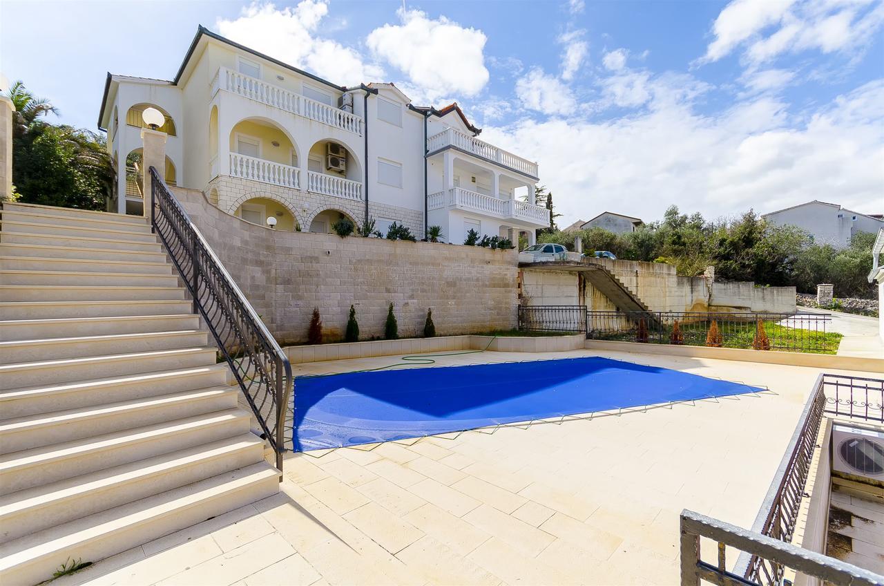 Apartment Krusica *