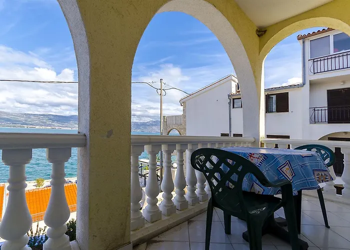 Apartments Krusica